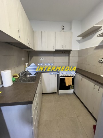 apartament-2-camere-de-inchiriat-alba-iulia-zona-centru-finisat-mobilat-si-utilat-complet-4