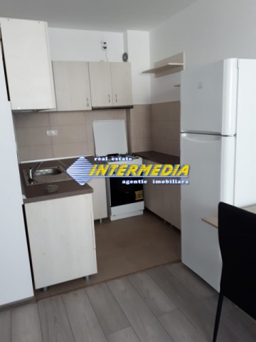 apartament-2-camere-de-inchiriat-alba-iulia-zona-centru-finisat-mobilat-si-utilat-complet-5