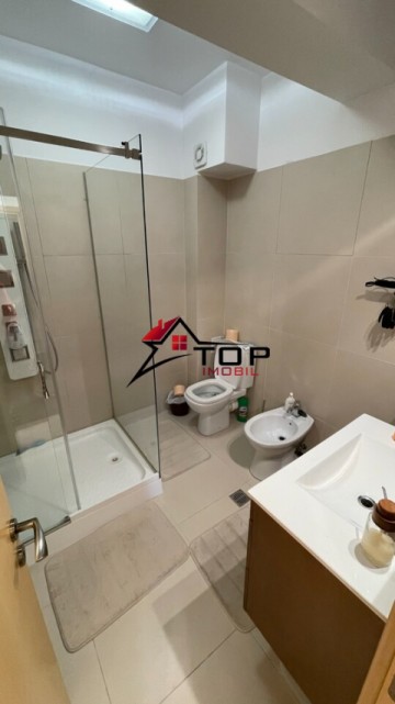 apartament-3-camere-decomandat-lunca-cetatuii-visoianu-5