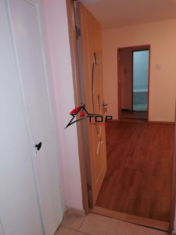 apartament-2-camere-semidecomandat-podu-ros-3