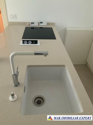 vila-cu-4-camere-si-teren-de-309-mp-de-vanzare-in-rosiori-de-vede-teleorman-24