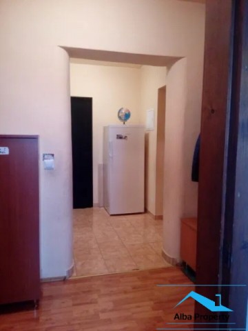 apartament-cu-2-camere-decomandat-zona-cetate-7