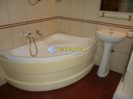 apartament-3-camere-de-inchiriat-in-centru-etaj-1-mobilat-si-utilat-complet-parcare-9