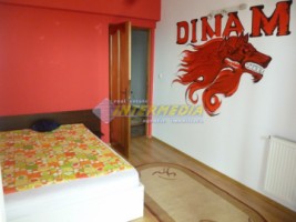 apartament-3-camere-de-inchiriat-in-centru-etaj-1-mobilat-si-utilat-complet-parcare-13