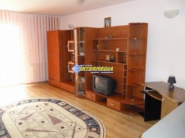 apartament-3-camere-de-inchiriat-in-centru-etaj-1-mobilat-si-utilat-complet-parcare-19