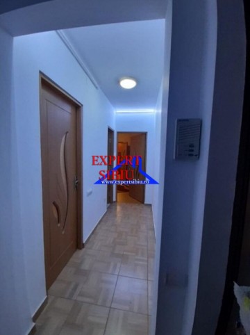 inchiriez-apartament-2-camererenovatzona-mihai-viteazul-6