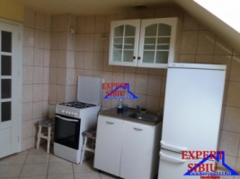 inchiriez-apartament-3-camere-la-casa-nemobilat-zona-calea-coplacii-1