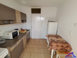 inchiriez-apartament-2-camere-deczona-vasile-aaron-1