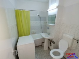 inchiriez-apartament-2-camere-deczona-vasile-aaron-7