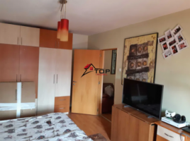 apartament-2-camere-decomandat-alexandru-cel-bun-3