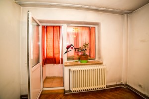 apartament-3-camere-alexandru-cel-bun-5