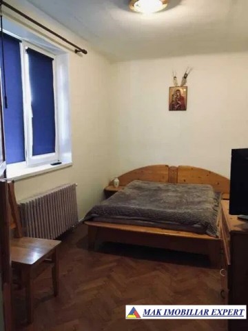 vandut-apartament-3-camere-cf-1-et-23-in-centru-campulung-muscel-arges-3