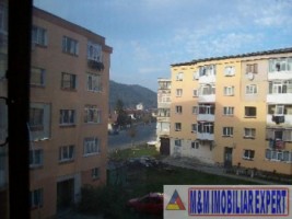 telefon-invalid-nu-colaboreaza-apartament-4-camere-cf-1-et-24-campulung-1