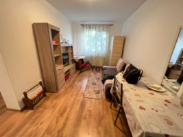 vanzare-apartament-2-camere-podu-ros-etaj-1-renovat