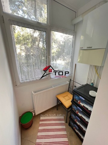 vanzare-apartament-2-camere-podu-ros-etaj-1-renovat-6