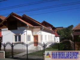 vila-4-camere-cu-teren-840-mp-de-vanzare-in-flamanda-campulung-muscel-arges-2