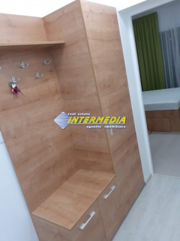 apartament-nou-cu-1-camera-si-living-open-space-mobilat-complet-de-inchiriat-alba-iulia-zona-cetate-9