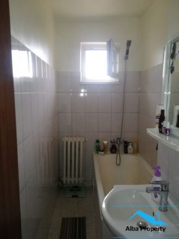 apartament-2-camere-zona-cetate-3