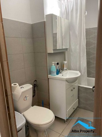 apartament-2-camere-zona-cetate-mobilat-1