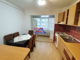 inchiriez-apartament-3-camere-decomandat-zona-vasile-aaron