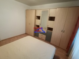 inchiriez-apartament-3-camere-decomandat-zona-vasile-aaron-5