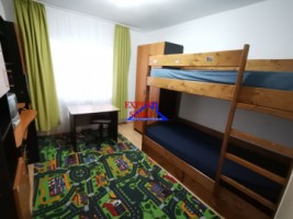 inchiriez-apartament-3-camere-decomandat-zona-vasile-aaron-6