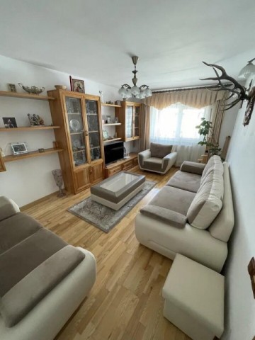 apartament-2-camere-zona-bucovina-decomandat-renovat-etaj3