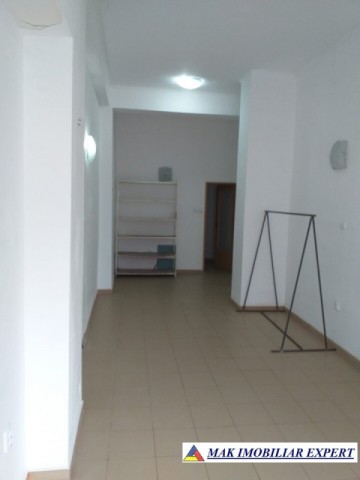 spatiu-comercial-parter-visoi-campulung-muscel-arges-11