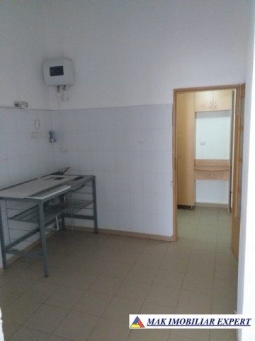 spatiu-comercial-parter-visoi-campulung-muscel-arges-10