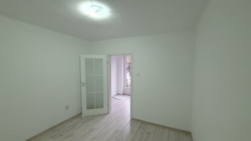 ultracentral-2cam-cf1dec-et1-renovat-recent-55000-euro-1