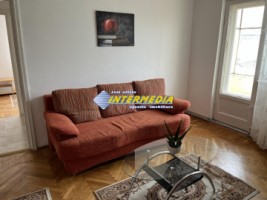 apartament-cu-2-camere-de-inchiriat-in-cetate-zona-bulevard-mobilat-si-utilat-8