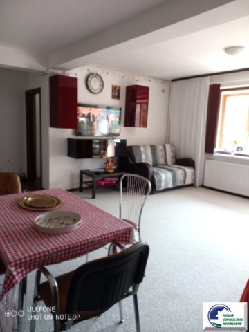 predeal-apartament-cu-2-camere-situat-semicentral-16