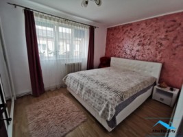 apartament-2-cameredecomandat-zona-cetate-2