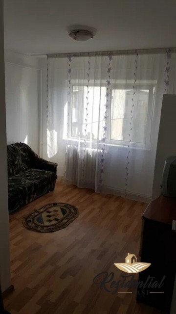 liber-apartament-2-camere-de-inchiriat-mobilat-si-utilat-decomandat-galata-1