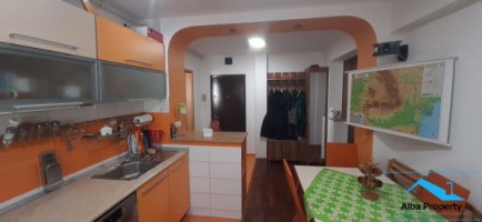 apartament-2-camere-decomandat-zona-cetate-6