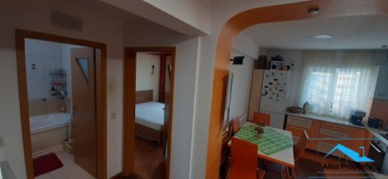 apartament-2-camere-decomandat-zona-cetate-5