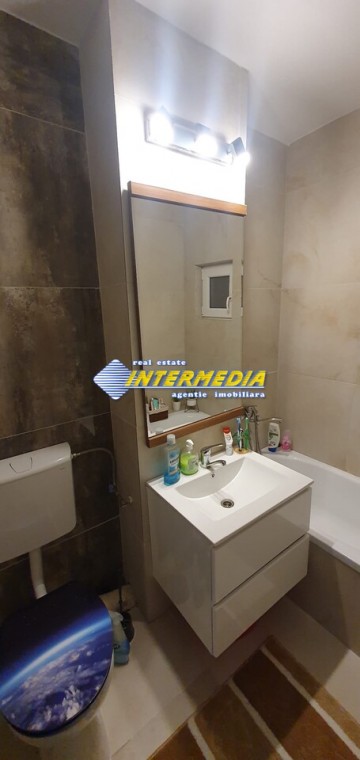 apartament-2-camere-decomandat-de-inchiriat-61-mp-alba-iulia-complet-mobilat-si-utilat-nou-8