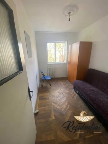 liber-apartament-3-camere-alexandru-cel-bun-se-accepta-credit-bancar-1