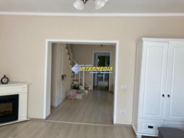 casa-renovata-de-vanzare-zona-centru-12