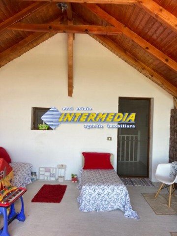 casa-renovata-de-vanzare-zona-centru-16