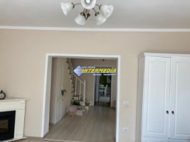 casa-renovata-de-vanzare-zona-centru-21