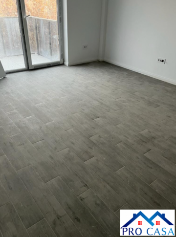 vand-apartament-2-camere-in-bloc-nou-centru-1