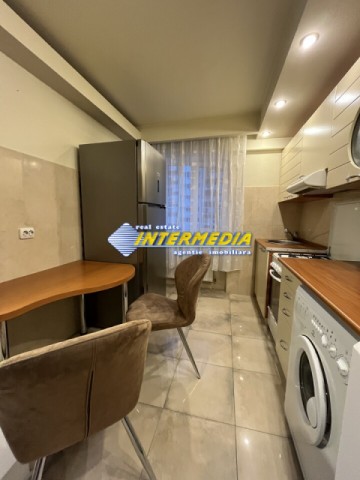 apartament-cu-2-camere-de-inchirat-alba-iulia-mobilat-si-utilat-zona-bulevard-transilvania-8