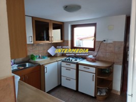 casa-de-vanzare-in-alba-iulia-partos-cu-5-camere-finisata-complet-si-teren-1000-mp-34