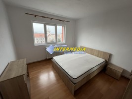 apartament-3-camere-decomandat-de-inchiriat-centru-mobilat-si-utilat-280-euro-5