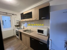 apartament-3-camere-decomandat-de-inchiriat-centru-mobilat-si-utilat-280-euro-8