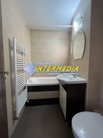 apartament-3-camere-decomandat-de-inchiriat-centru-mobilat-si-utilat-280-euro-10