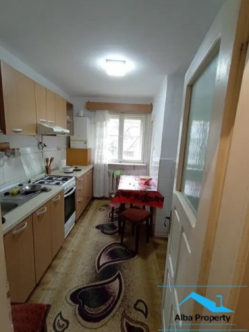 apartament-2-camere-etaj-1-zona-cetate