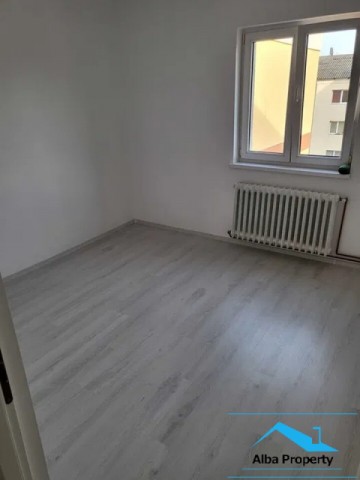 apartament-2-camere-renovat-zona-cetate-2