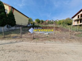 parcela-de-teren-intravilan-cu-toate-utlitatile-in-alba-iulia-zona-cetate-1